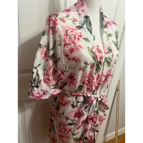 Show Me Your Mumu Lightweight Floral Kimono Robe Size 0/S White Pink Casual Robe - Picture 4 of 7